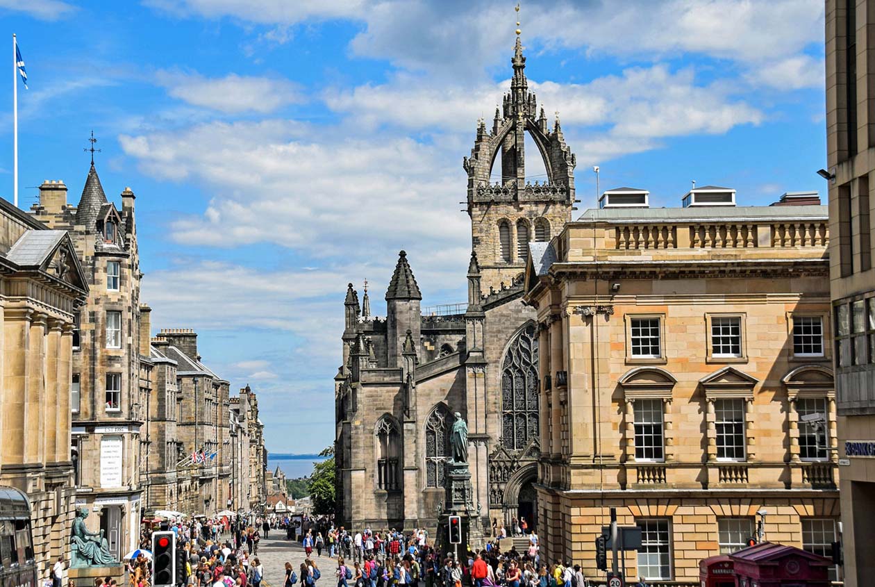 Edinburgh Travel Tips: Insights and Recommendations for a Memorable Trip