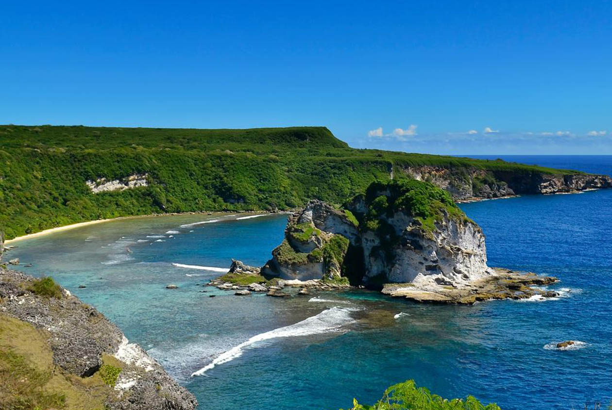 Soaring to Paradise: Flight Booking Tips for an Epic Saipan Adventure